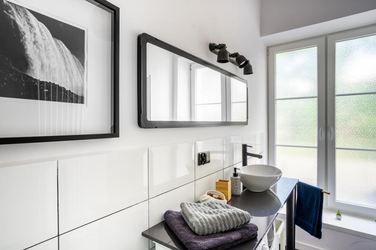 Stylish Studio In The Heart Of The City. Varşova Dış mekan fotoğraf